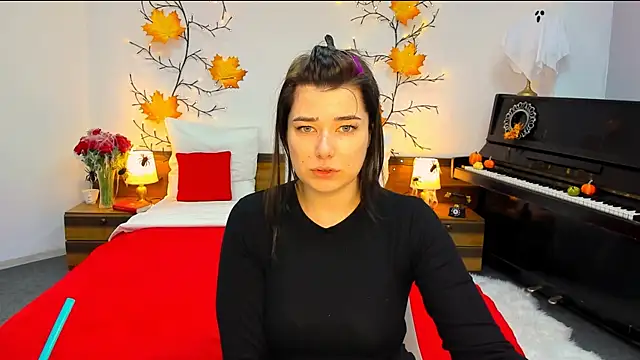 Snapshot of _Sun_Shy_ chatting on 29, 10, 2025 Sun Shy online show from 29, 10, 2025