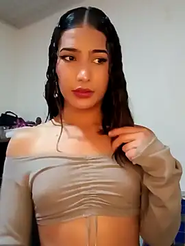 Lanna hott  online show from 10, 2, 2025