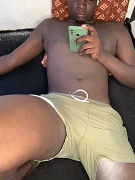 Snapshot of bad-boy-2002 chatting on 20, 2, 2025 bad-boy-2002 online show from 20, 2, 2025