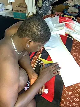 Snapshot of bad-boy-2002 chatting on 28, 2, 2025 bad-boy-2002 online show from 28, 2, 2025