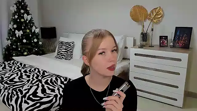 shy  lady online show from 5, 12, 2024