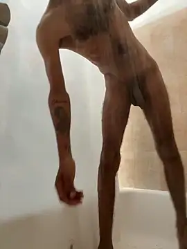 Snapshot of u091 chatting on 5, 10, 2025 u091 online show from 5, 10, 2025