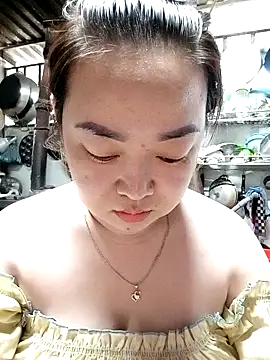 Snapshot of VyOanh2K chatting on 23, 2, 2025 VyOanh2K online show from 23, 2, 2025