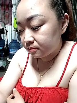 Snapshot of VyOanh2K chatting on 25, 2, 2025 VyOanh2K online show from 25, 2, 2025