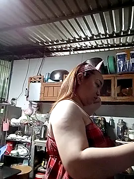 Snapshot of VyOanh2K chatting on 27, 2, 2025 VyOanh2K online show from 27, 2, 2025