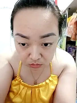 Snapshot of VyOanh2K chatting on 1, 3, 2025 VyOanh2K online show from 1, 3, 2025