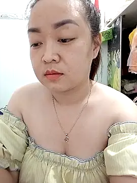 Snapshot of VyOanh2K chatting on 19, 3, 2025 VyOanh2K online show from 19, 3, 2025