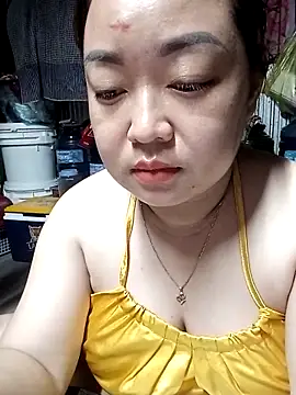 Snapshot of VyOanh2K chatting on 27, 9, 2025 VyOanh2K online show from 27, 9, 2025