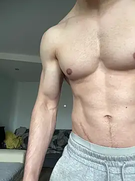 Snapshot of Bruno_Banani chatting on 12, 12, 2024 Bruno Banani online show from 12, 12, 2024