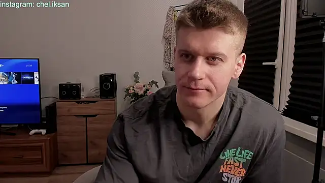 Snapshot of Bruno_Banani chatting on 10, 2, 2025 Bruno Banani online show from 10, 2, 2025