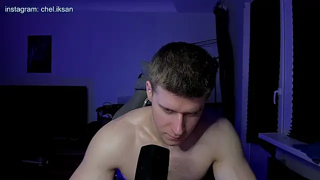 Snapshot of Bruno_Banani chatting on 8, 3, 2025 Bruno Banani online show from 8, 3, 2025