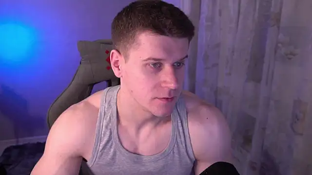 Snapshot of Bruno_Banani chatting on 16, 11, 2025 Bruno Banani online show from 16, 11, 2025