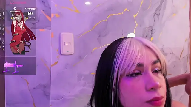 zyle boobs online show from 13, 9, 2025