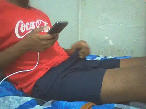 Snapshot of Thibotough chatting on 9, 11, 2025 Thibotough online show from 9, 11, 2025