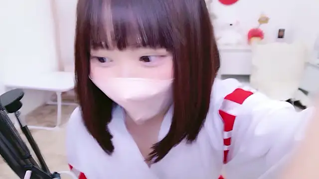 Snapshot of x-naru-x chatting on 19, 1, 2026 x-naru-x online show from 19, 1, 2026