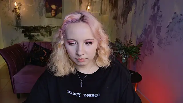 JasmineMilko online show from 3, 2, 2025