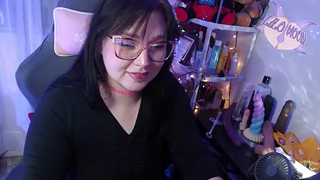 LiloMoon69 online show from 1, 3, 2025