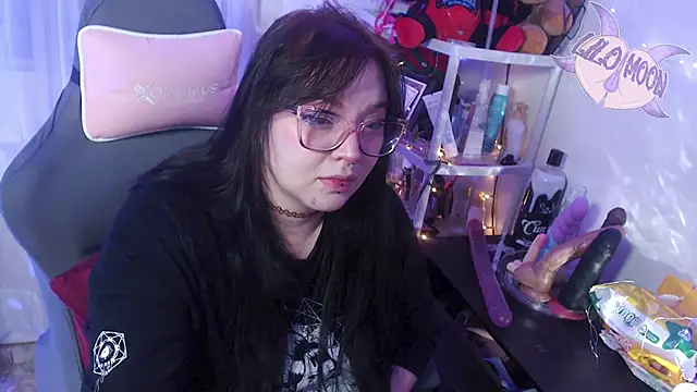 LiloMoon69 online show from 12, 3, 2025