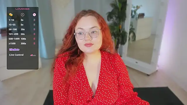 Lana Bananass online show from 15, 6, 2026