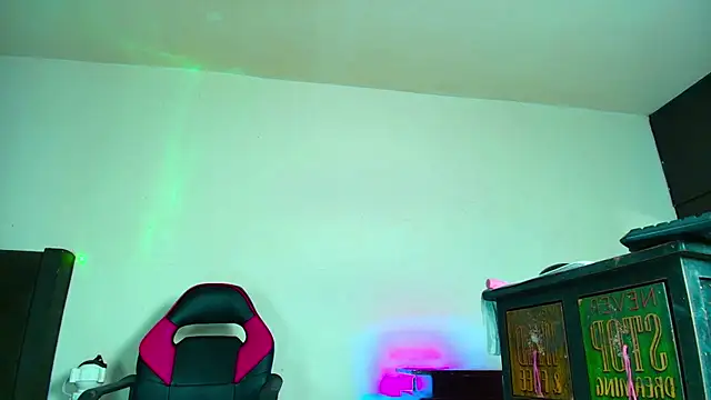 DIRTYCOUPLE S7 online show from 16, 10, 2025