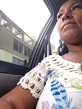 Snapshot of OliviaBurning chatting on 29, 11, 2025 OliviaBurning online show from 29, 11, 2025