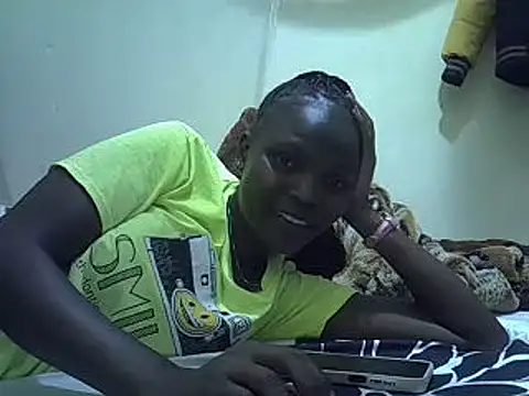 Snapshot of pretty_vivy chatting on 1, 12, 2024 pretty vivy online show from 1, 12, 2024