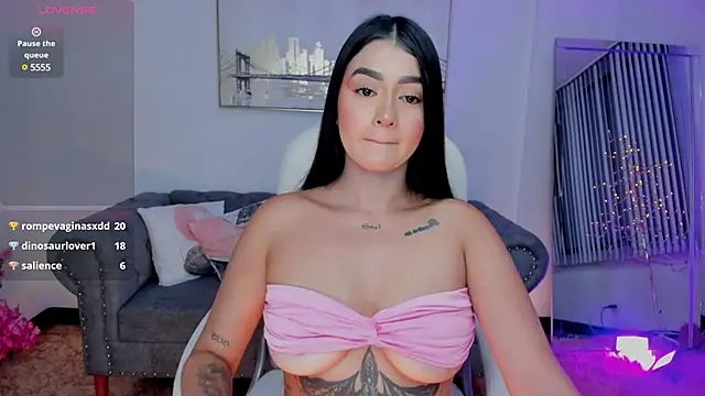 amelie jhons online show from 14, 1, 2025