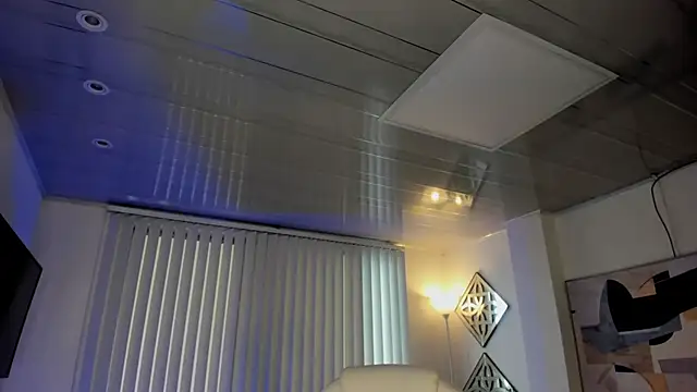 amelie jhons online show from 19, 1, 2025