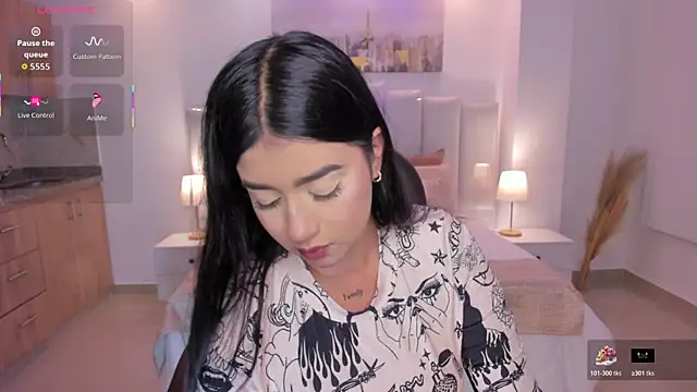 Snapshot of amelie_jhons chatting on 10, 5, 2026 amelie jhons online show from 10, 5, 2026