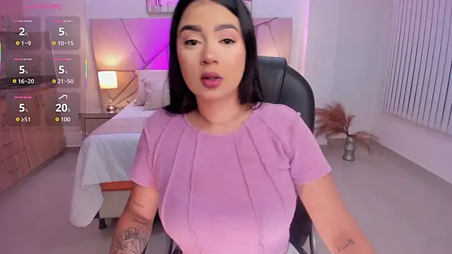 Snapshot of amelie_jhons chatting on 22, 7, 2026 amelie jhons online show from 22, 7, 2026