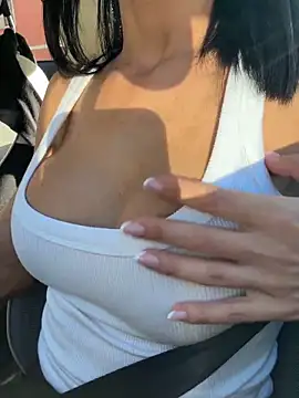 Penelopehot 83 online show from 3, 11, 2025