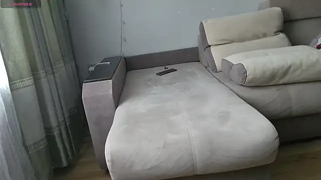 MilaaMilaa online show from 12, 11, 2025