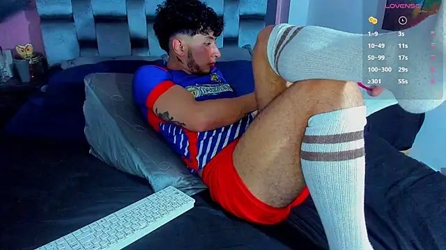 Piggy Eddy online show from 4, 2, 2025