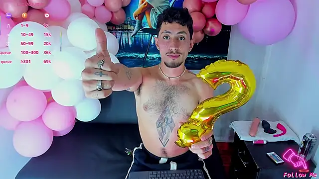 Piggy Eddy online show from 1, 10, 2025