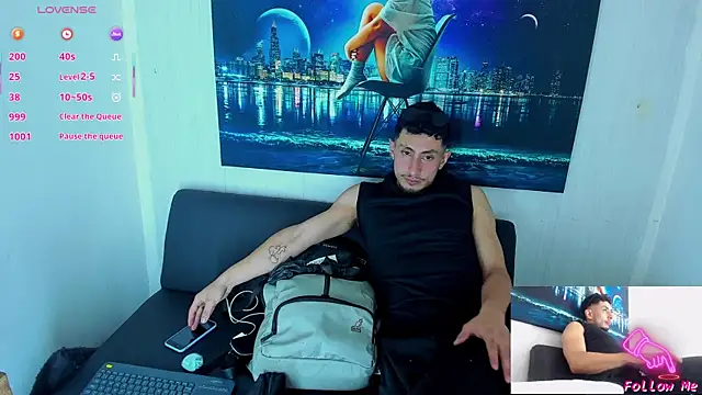 Piggy Eddy online show from 10, 10, 2025