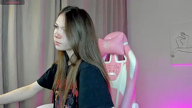 Nicole Charm online show from 19, 2, 2025