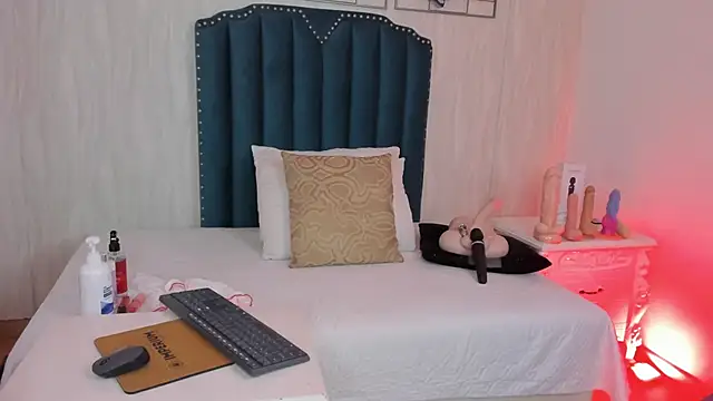 Snapshot of samara_warren chatting on 26, 9, 2025 samara warren online show from 26, 9, 2025