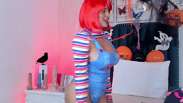 Snapshot of samara_warren chatting on 31, 10, 2025 samara warren online show from 31, 10, 2025