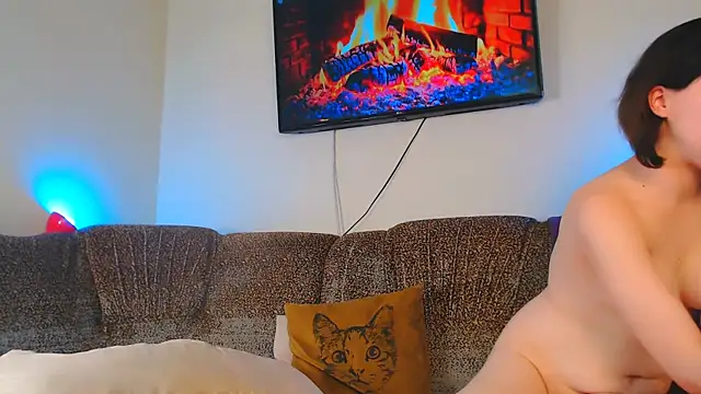 Caroline1995 online show from 10, 3, 2025