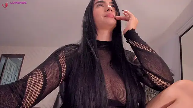 NatyFerrer  online show from 24, 1, 2025