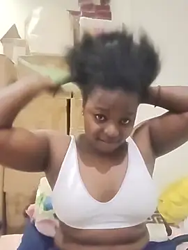 Snapshot of Yours_faithfully1 chatting on 8, 2, 2026 Yours faithfully1 online show from 8, 2, 2026