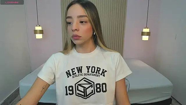 AliceRoss0 online show from 13, 2, 2026