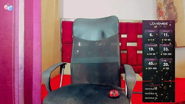 Snapshot of dirtycock2002 chatting on 6, 12, 2024 dirtycock2002 online show from 6, 12, 2024