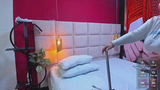 Amberluy online show from 7, 2, 2026