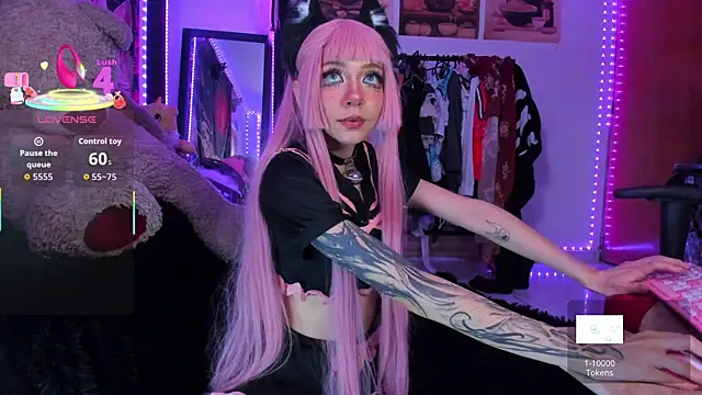 Alicedangerrr online show from 15, 5, 2026
