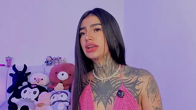 shadowcatt  online show from 3, 10, 2025