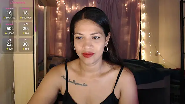 Snapshot of makennaa_ chatting on 20, 10, 2025 makennaa online show from 20, 10, 2025