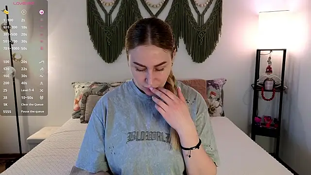 AliceMYs online show from 31, 3, 2026