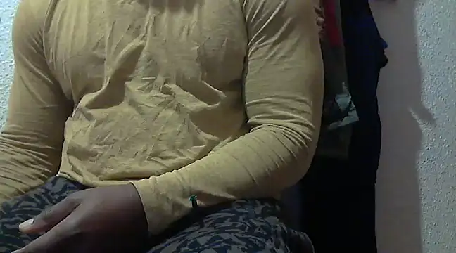 Snapshot of mmoiblack chatting on 5, 2, 2025 mmoiblack online show from 5, 2, 2025