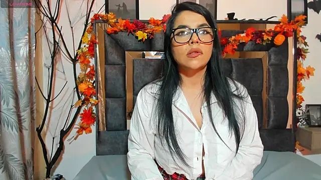 Snapshot of AmbeerBecker chatting on 28, 10, 2025 AmbeerBecker online show from 28, 10, 2025